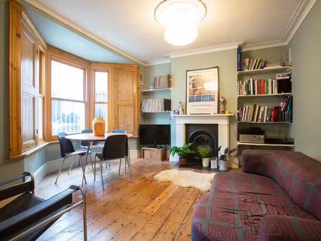 Just in! 1 BA 1 bedroom apartment for rent in Glenarm Road, Ha.