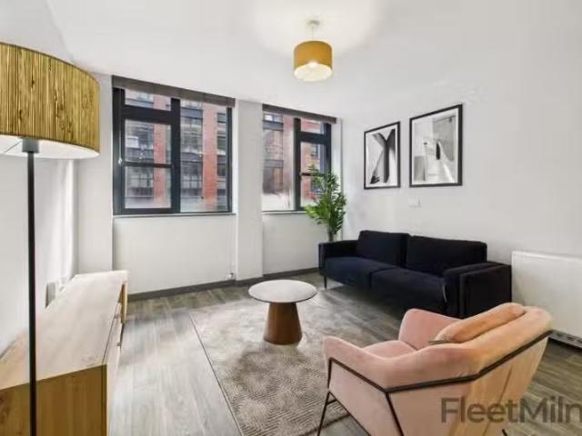 Charming 1 BA 1 bedroom apartment for rent in Lock House, Lion.