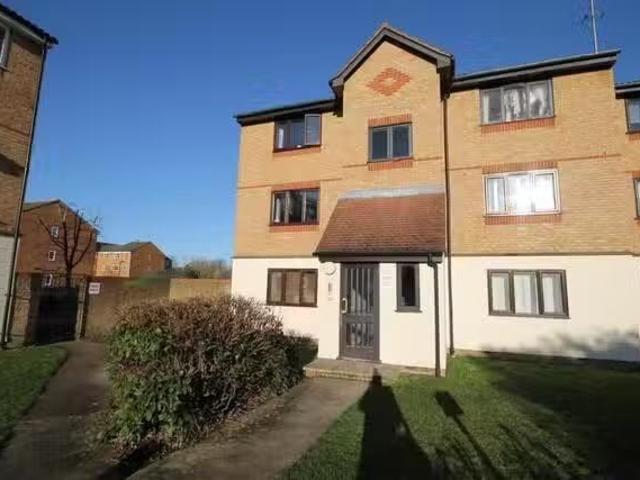 New 1 BA 1 bedroom apartment for rent in Mullards Close, Mitch.