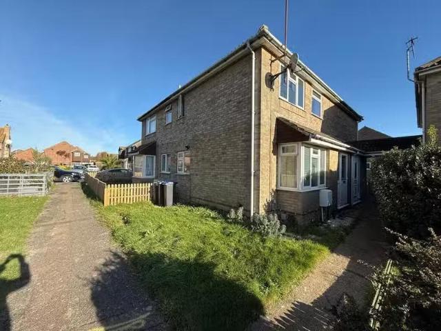 Rental! 1 BA 1 bedroom end of terrace house for rent in Church.