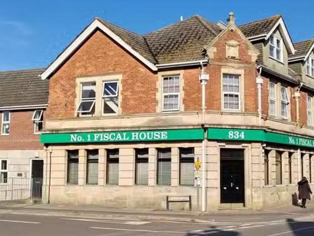 New 1 BA 1 bedroom flat for rent in Christchurch Road, Bournem.