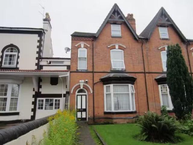 Charming 1 BA 1 bedroom flat for rent in Arthur Road, Erdingto.