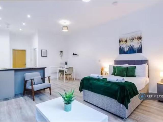 Nice 1 BA 1 bedroom flat for rent in Deansgate, Bolton, BL1