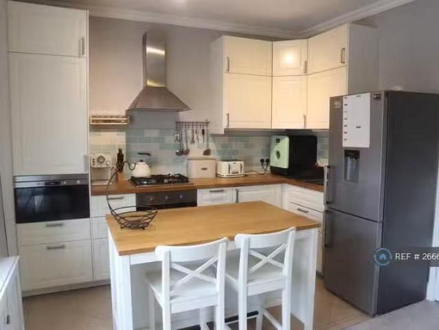 Unique 1 BA 1 bedroom flat for rent in Lower Ashley Road, St..