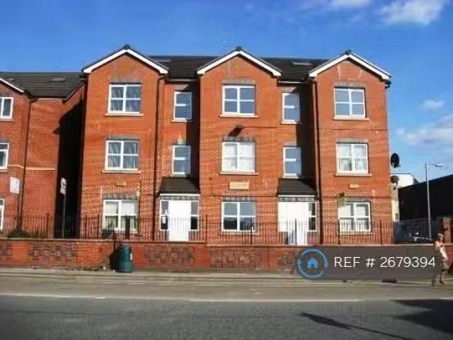 Just in! 1 BA 1 bedroom flat for rent in Powell House, Bury, BL9