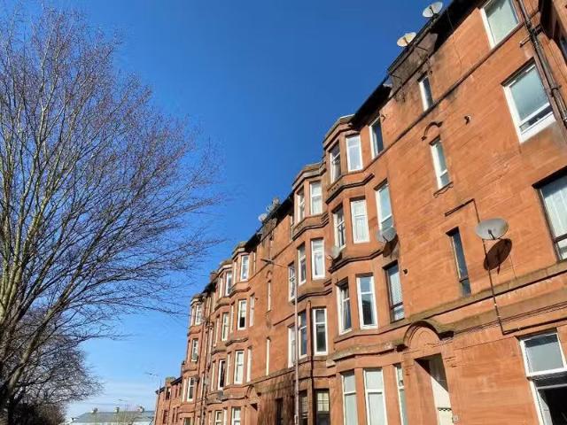 Just in! 1 BA 1 bedroom flat for rent in Rannoch Street, Cathc.