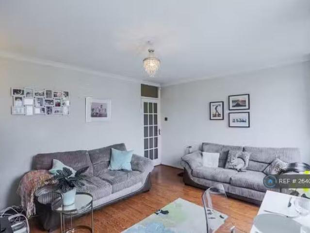 For Rent! 1 BA 2 bedroom maisonette for rent in Belton Way, Lo.