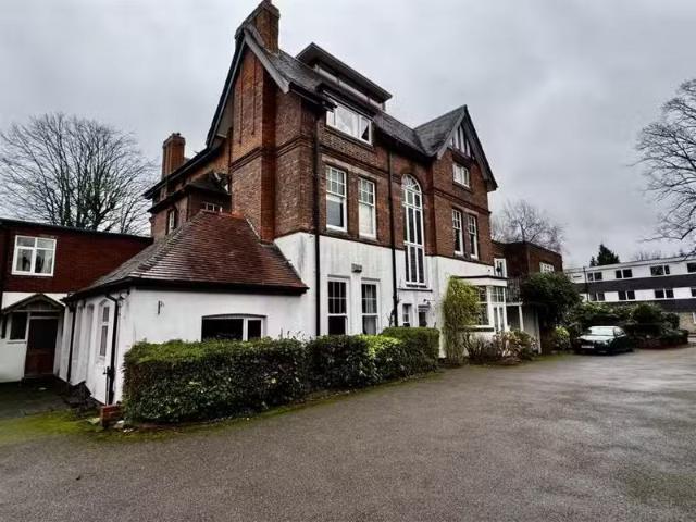 New 1 BA 2 bedroom apartment for rent in 125 Lichfield Road, S.