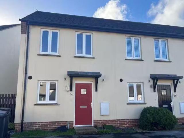 For Rent! 1 BA 2 bedroom detached house for rent in The Briars.