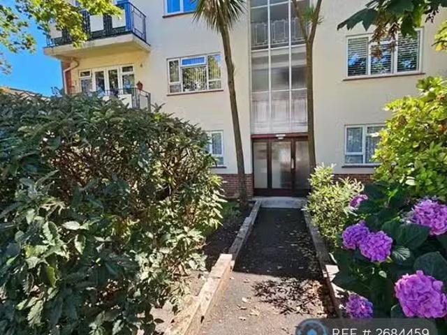 New 1 BA 2 bedroom flat for rent in Belle Vue Mansions, Bourne.