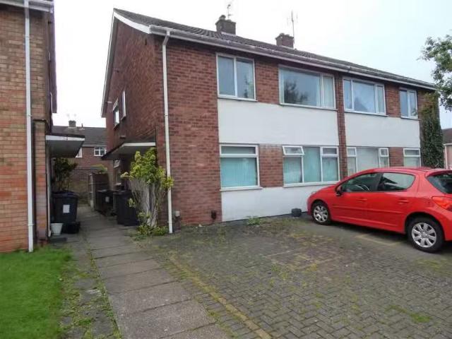 Unique 1 BA 2 bedroom flat for rent in Lazy Hill, Kings Norton.