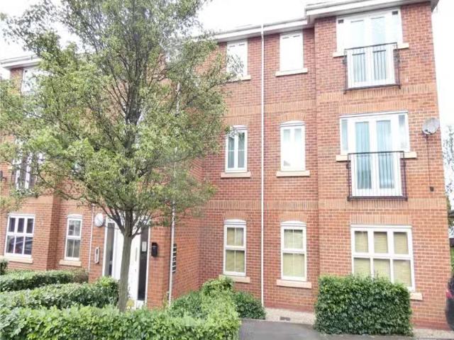 Unique 1 BA 2 bedroom flat for rent in Meander Close, Wilnecot.