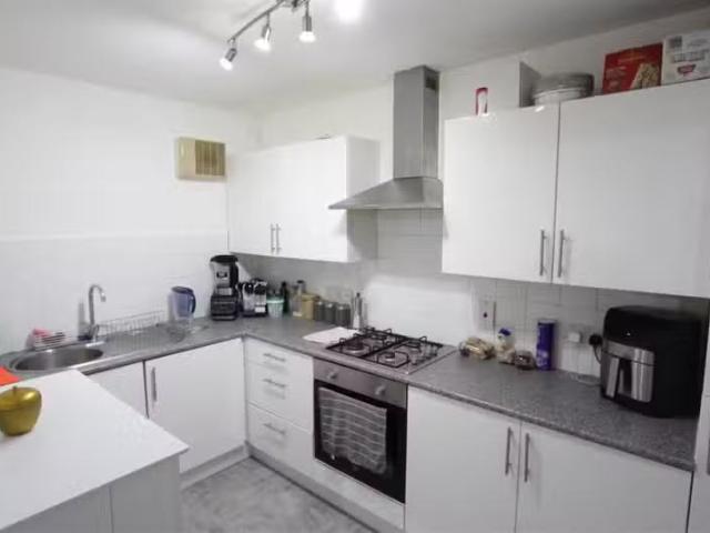 New 1 BA 2 bedroom flat for rent in Norwich Road, Bournemouth.