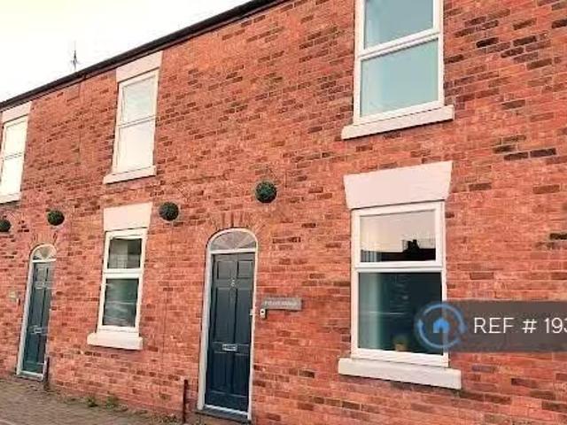 Unique 1 BA 2 bedroom flat for rent in Spital Walk, Chester, CH3