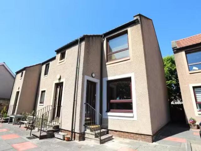 Nice 1 BA 2 bedroom flat for rent in Parsonage, Musselburgh, E.