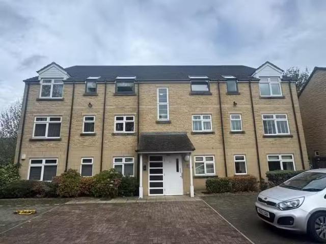 Charming 1 BA 2 bedroom flat for rent in The Plantations, Low.