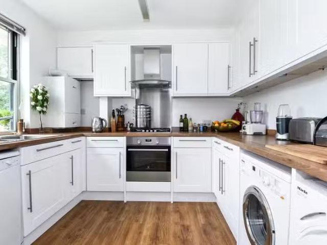 Just in! 1 BA 2 bedroom property to let in Norham Road, Oxford.