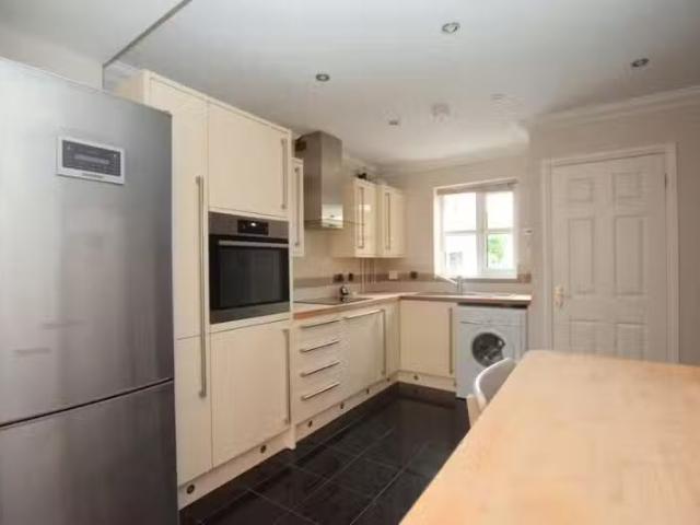 Unique 1 BA 2 bedroom semi detached house for rent in Arundel.