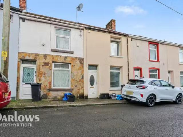 New 1 BA 2 bedroom terraced house for rent in Morlais Street.