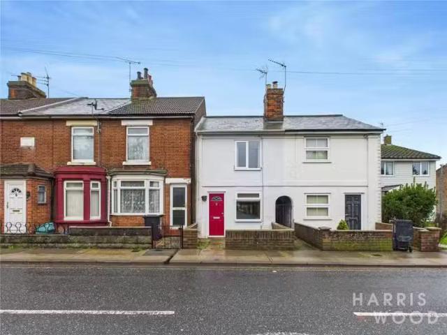 New 1 BA 2 bedroom terraced house for rent in Nayland Road, Mi.