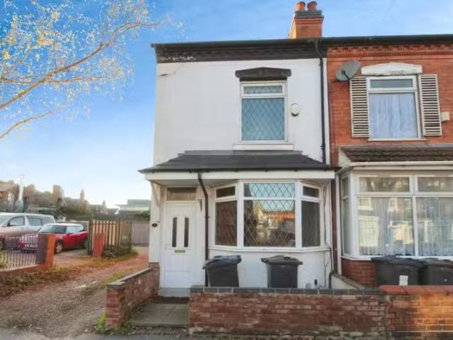 For Rent! 1 BA 2 bedroom terraced house for rent in Preston Ro.