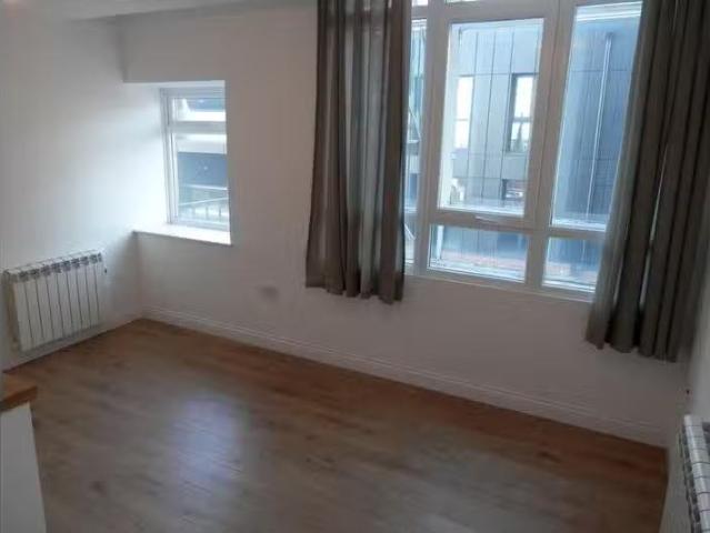 For Rent! 1 bedroom apartment for rent in Great Charles Street.
