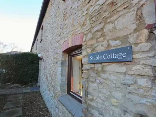 Deal! 1 bedroom cottage for rent in Stable Cottage, Washingpoo.