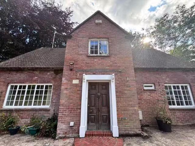 Nice 1 bedroom house share for rent in Old Dover Road, Canterb.