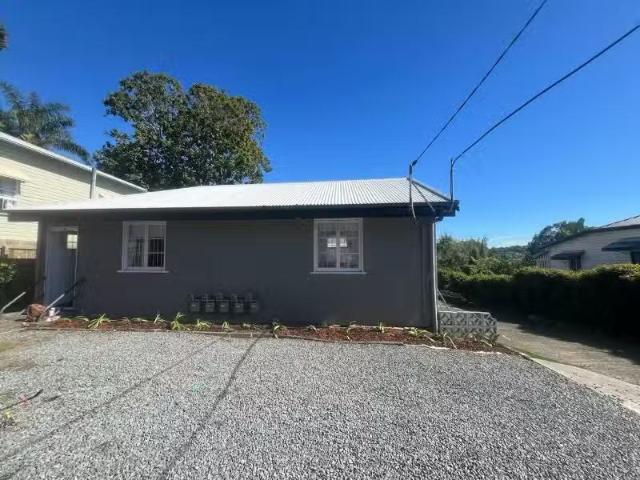 Cheap 1 BR 1/18 Gibb Street, KELVIN GROVE Apartment for rent.