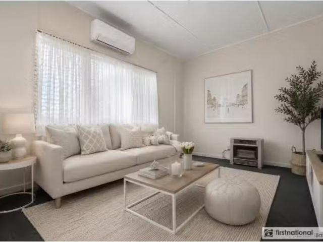 Just in! 1 BR 1/24 Busby Street, Bathurst House for rent List.