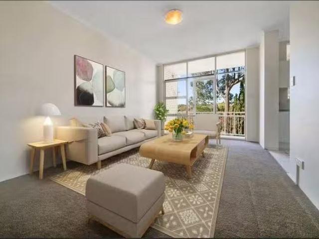 Cheap 1 BR 12/19 Stanley Street, Woollahra, NSW 2025