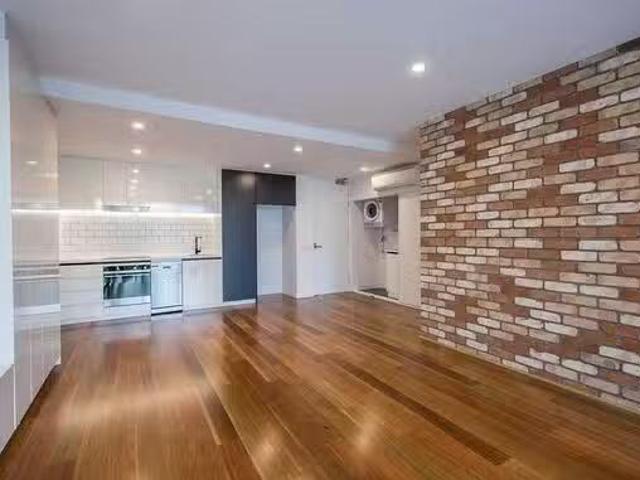 Cozy 1 BR 1 Hart Street, Ashmore, QLD 4214