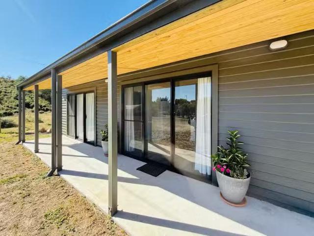Cheap 1 BR 2/19 Legge Street, FINGAL, TAS 7214 House for Rent