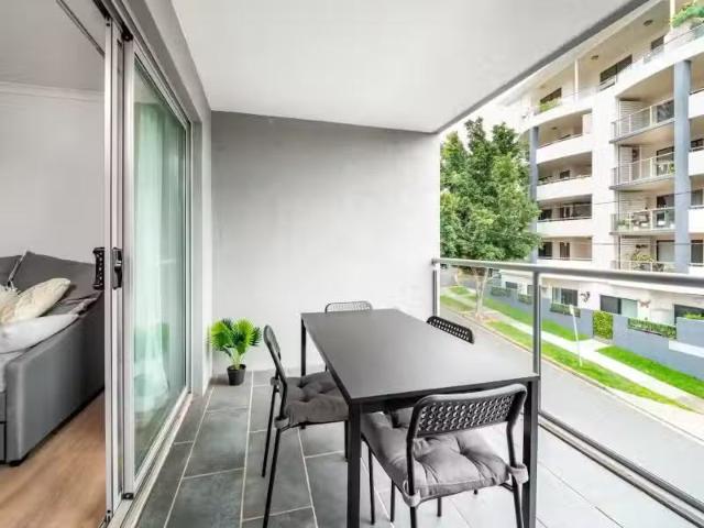 Deal! 1 BR 21a/78 Brookes Street, BOWEN HILLS Apartment for re.