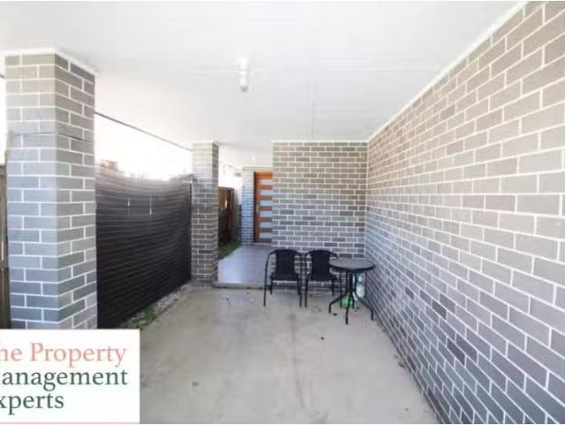 For Rent! 1 BR 21A Sowerby Street, Oran Park Apartment for ren.