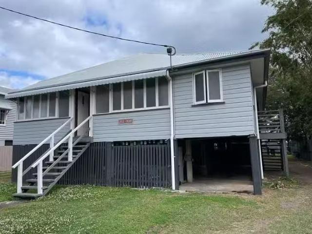Rental! 1 BR 2/26 Lilly Street, Stones Corner, QLD 4120