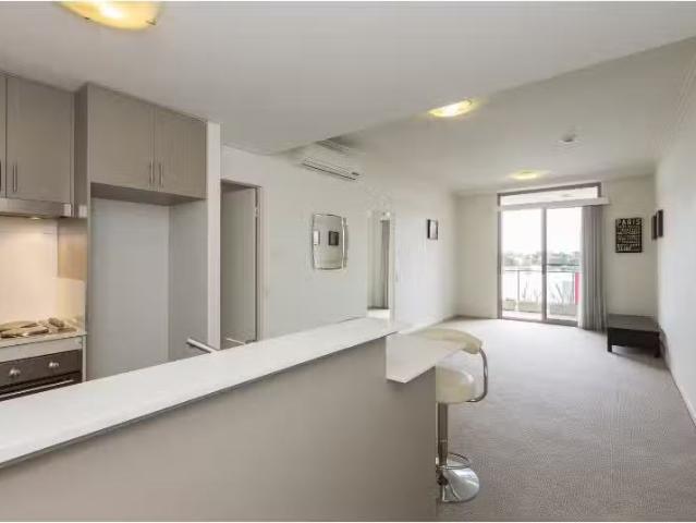 Deal! 1 BR 26/863 Wellington, WEST PERTH Apartment for rent L.