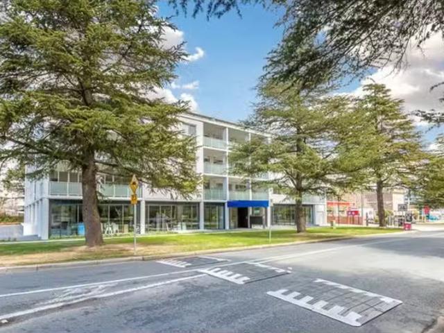 Cozy 1 BR 304/24 Girrahween St, Braddon Apartment for rent Li.