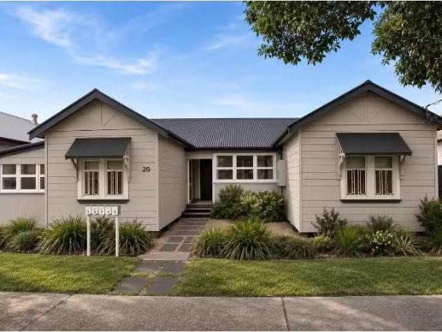 Just in! 1 BR 3/20 Buruda Street, Mayfield West Apartment for.