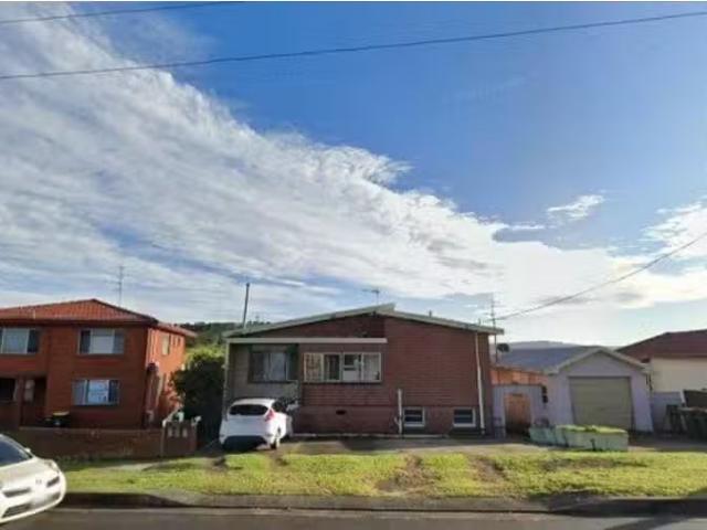 Nice 1 BR 4/260 Flagstaff Rd, Lake Heights Apartment for rent.
