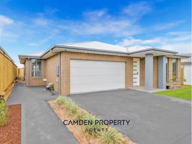 Cozy 1 BR 43a Merman Street, MENANGLE PARK Apartment for rent.