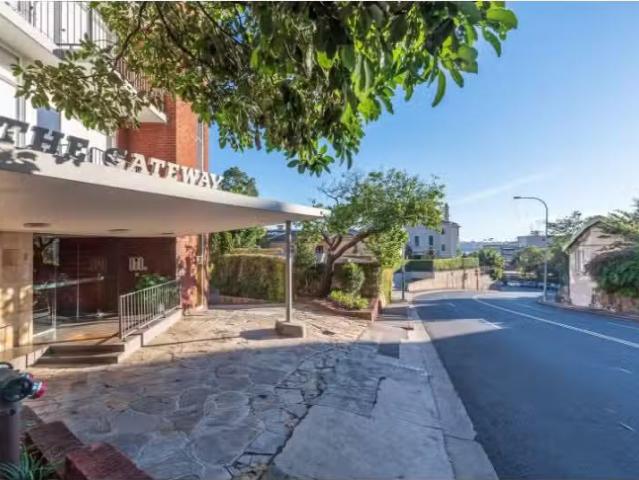 Nice 1 BR 45/3 Wylde Street, Potts Point Apartment for rent L.