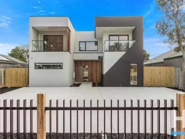 New 1 BR 4/75 Bondi Road, BONBEACH, VIC 3196 Studio for Rent