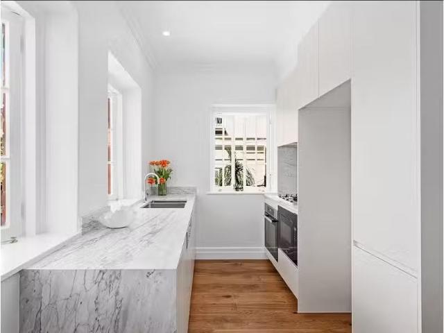 Unique 1 BR 5/598 Lower Bowen Terrace, NEW FARM Apartment for.
