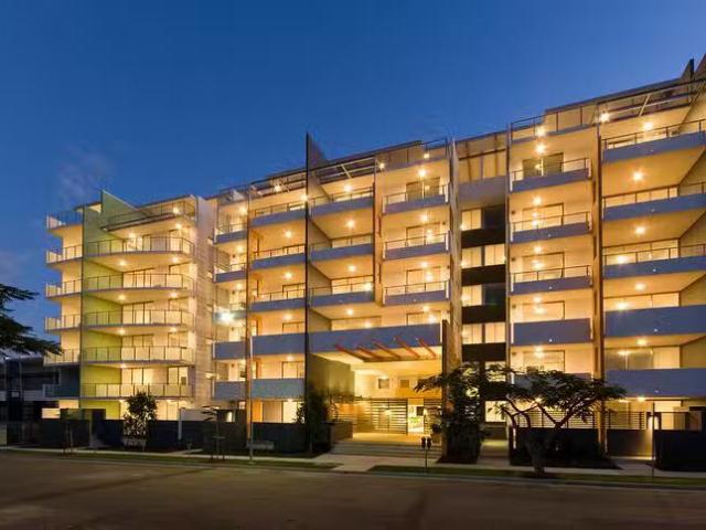 Unique 1 BR 56/20 Donkin Street, West End, QLD 4101
