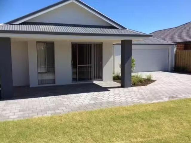 Nice 1 BR 63A Bushside Drive, Aveley, WA 6069