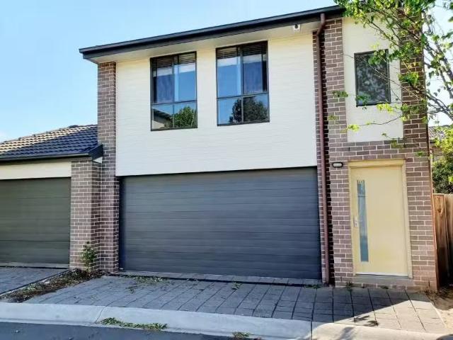 Unique 1 BR 6a Pollifrone Street, Kellyville Ridge Apartment f.