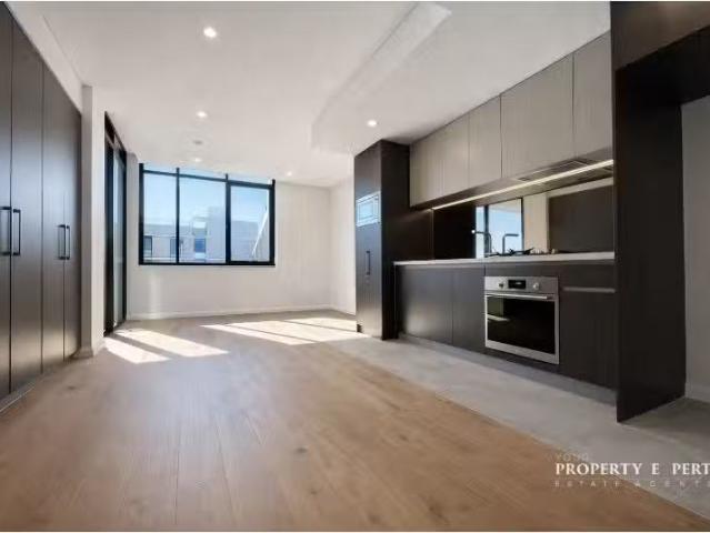 Just in! 1 BR 713/2A Conferta Avenue, Tallawong Apartment for.