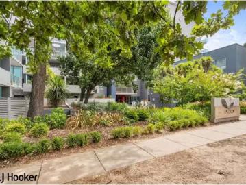 New 1 BR 817/17 Dooring Street, BRADDON House for rent Listed.