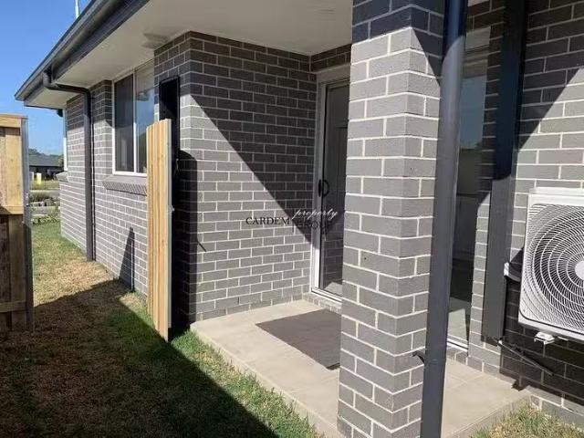 New 1 BR 87B Easton Avenue, Spring Farm, NSW 2570